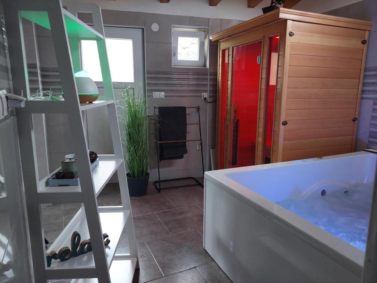 Holiday House Pulina プナト エクステリア 写真