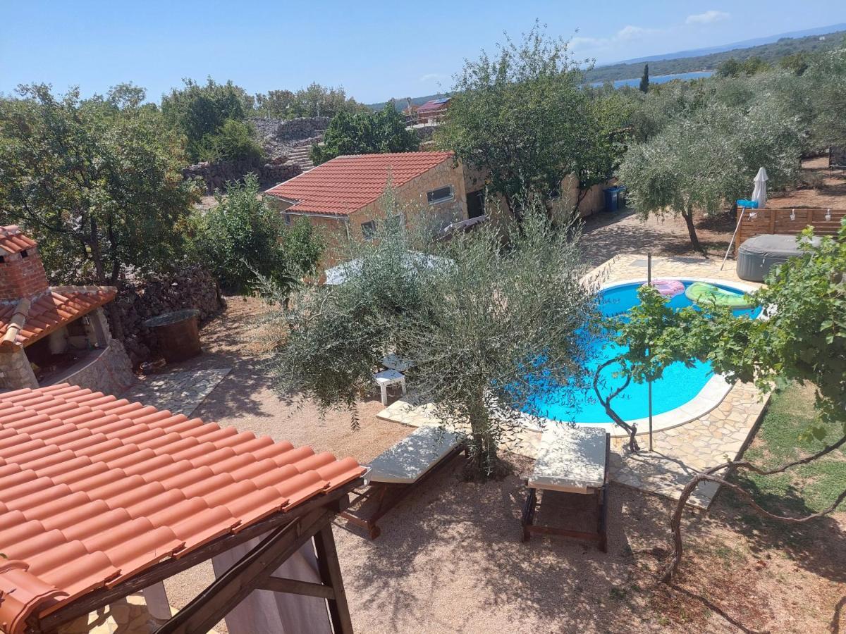 Holiday House Pulina プナト エクステリア 写真