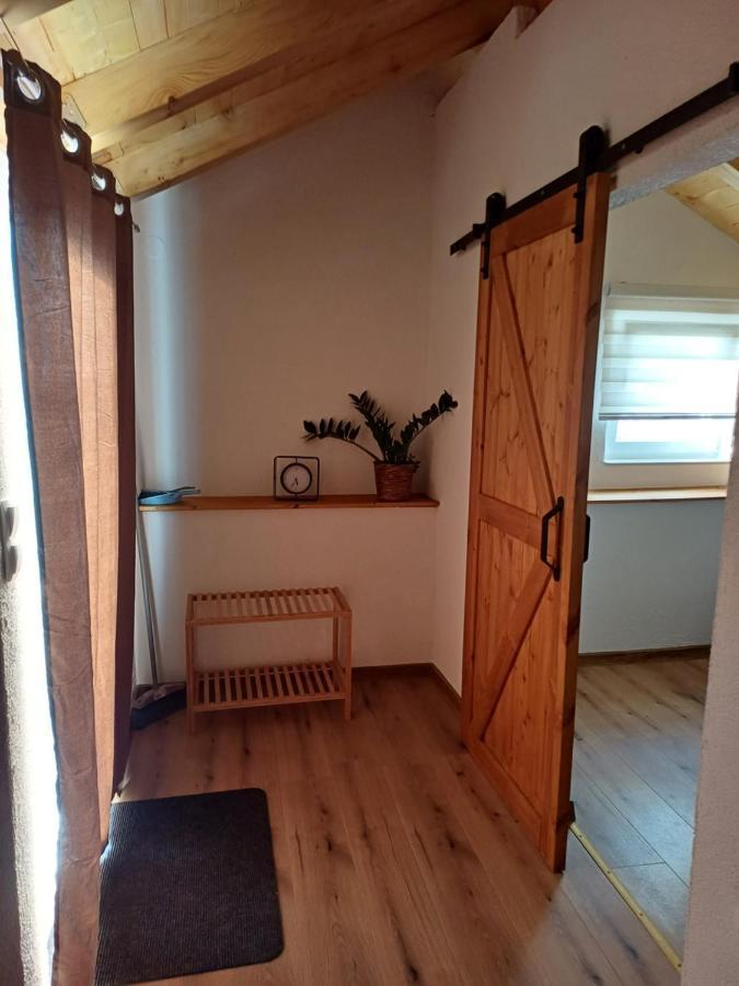 Holiday House Pulina プナト エクステリア 写真